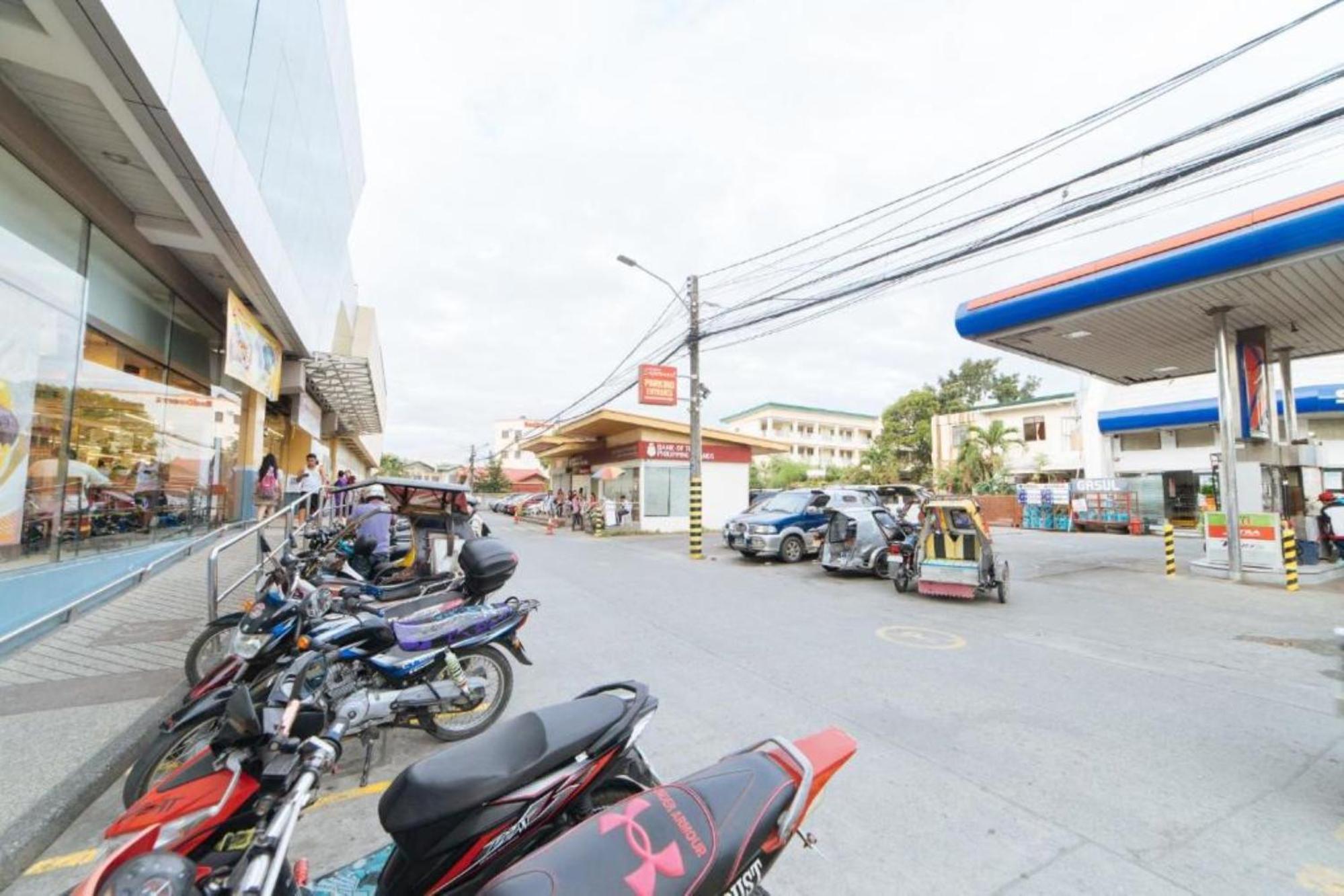 Reddoorz @ Q Abeto Street Mandurriao Hotell Iloilo City Exteriör bild