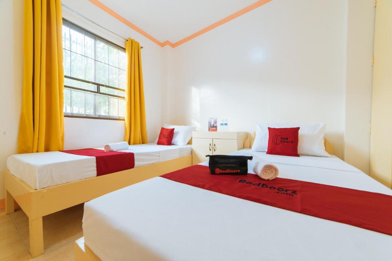 Reddoorz @ Q Abeto Street Mandurriao Hotell Iloilo City Exteriör bild