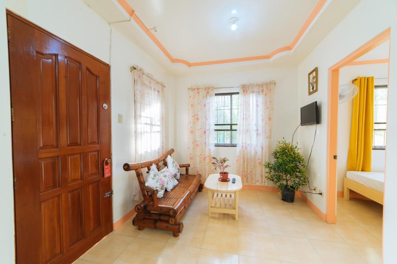 Reddoorz @ Q Abeto Street Mandurriao Hotell Iloilo City Exteriör bild