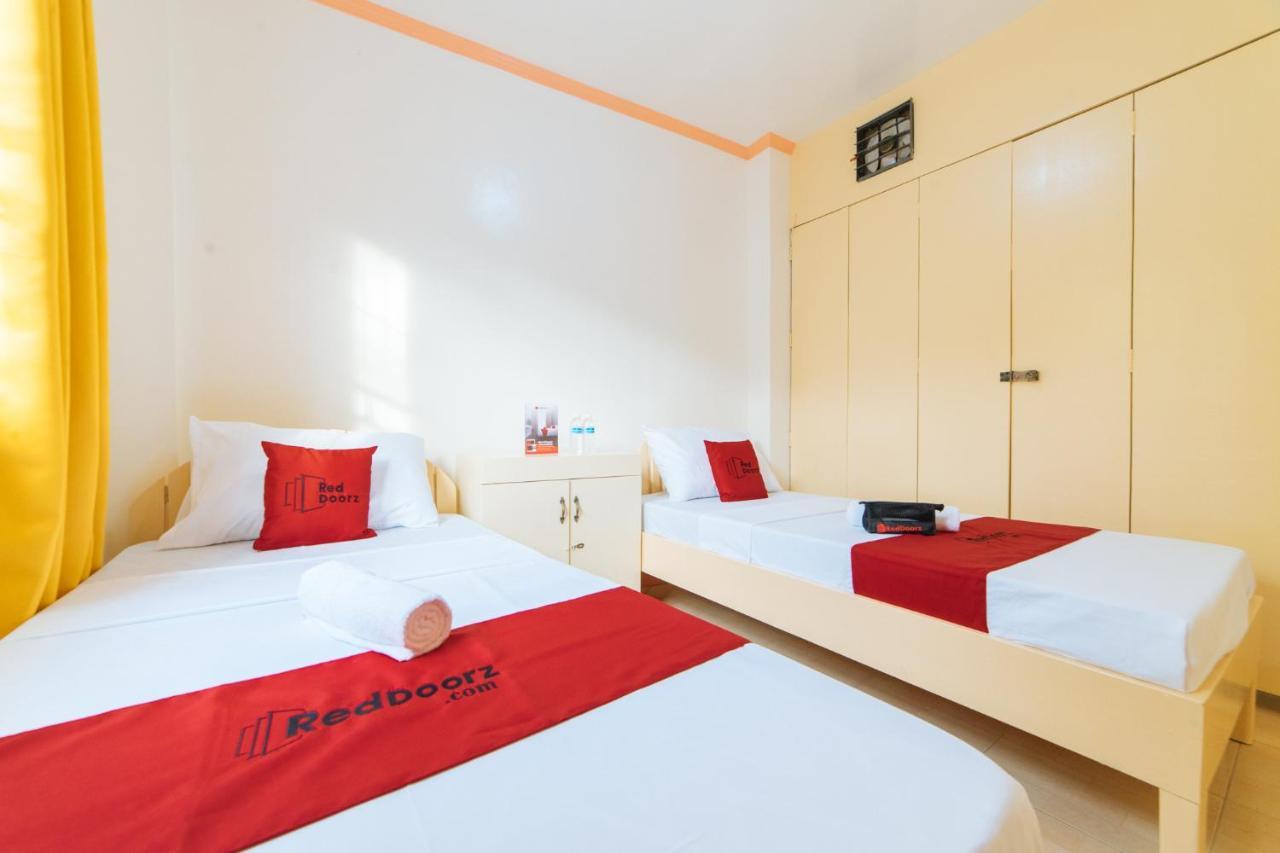 Reddoorz @ Q Abeto Street Mandurriao Hotell Iloilo City Exteriör bild